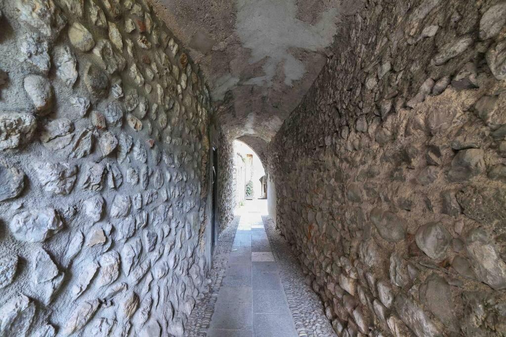 Apartmán Borgo Di Terzo Bifocale In Centro Storico Check In 24H Fast Wi-Fi Bus 500M Exteriér fotografie